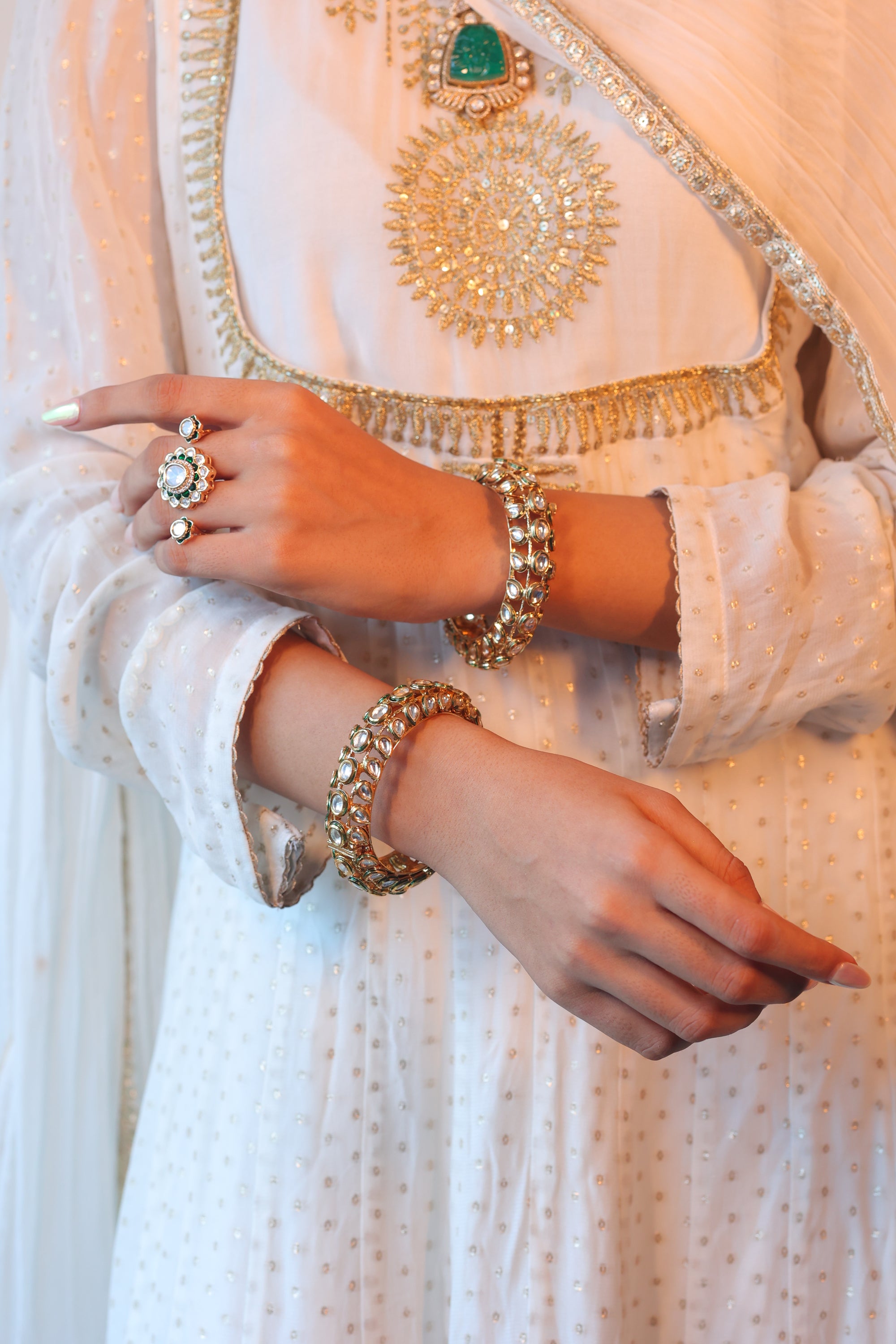 ASHMIRA BANGLE