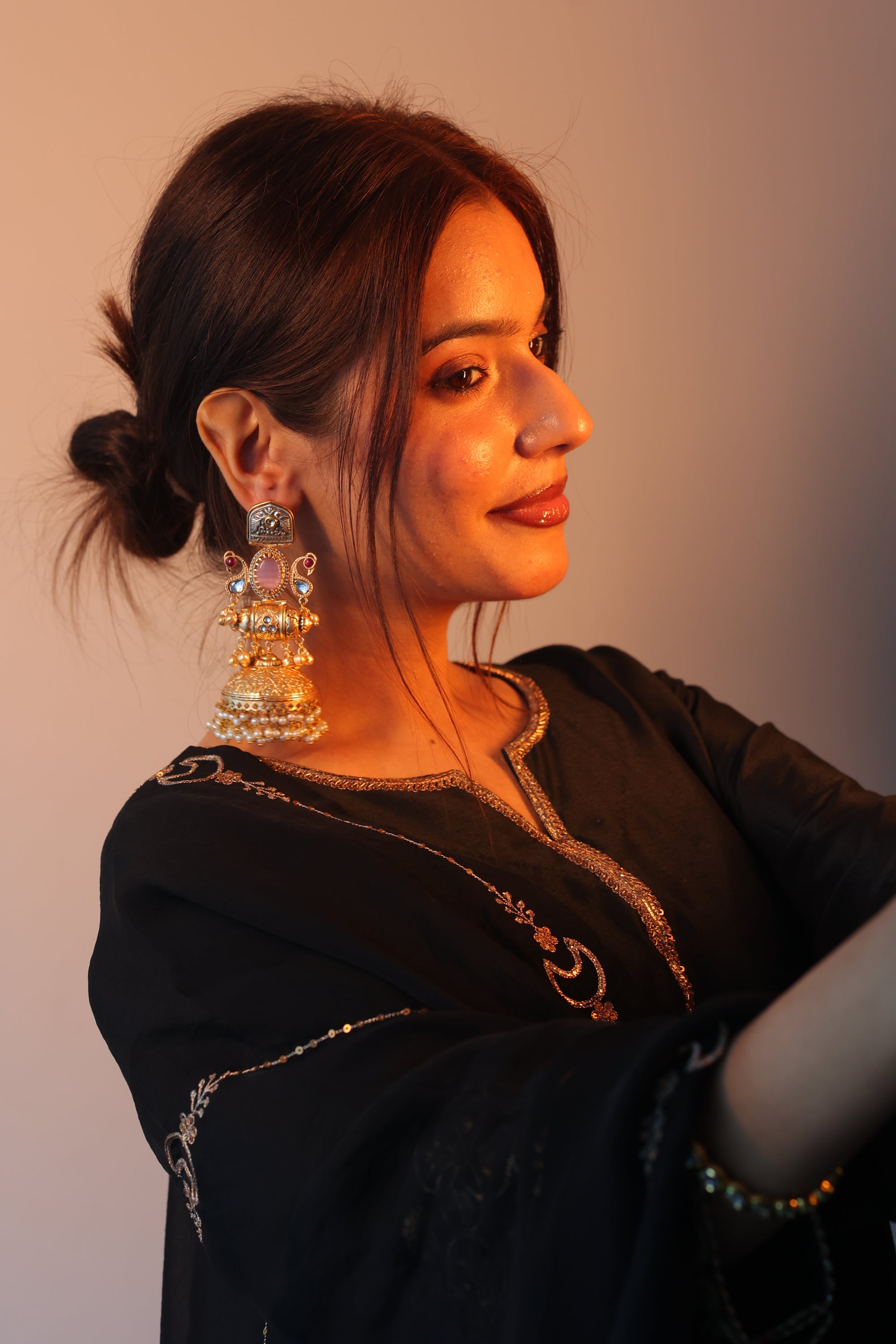 ERAYA JHUMKIS