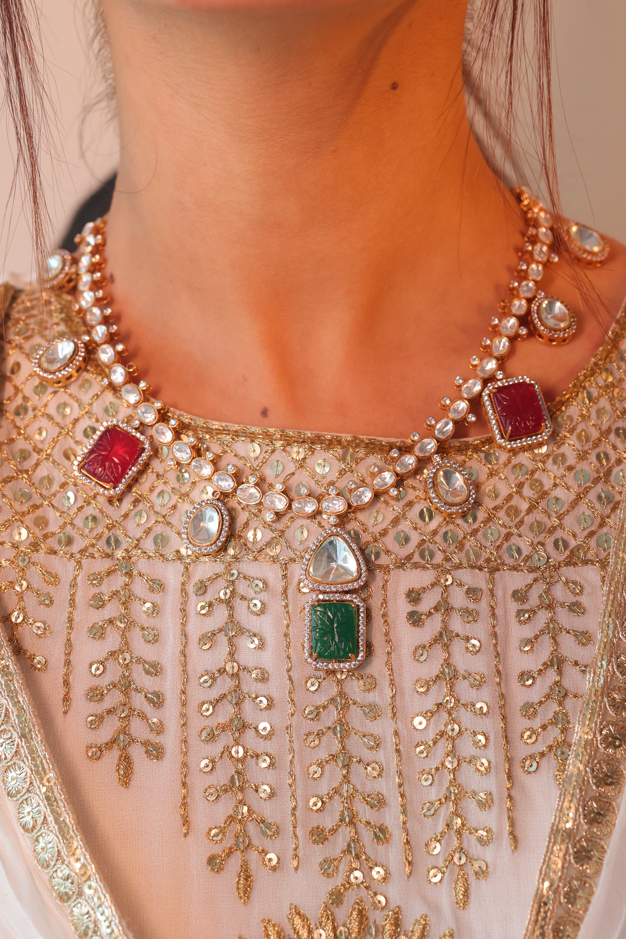 NURVI MOSSANITE DOUBLET STONE NECKLACE SET