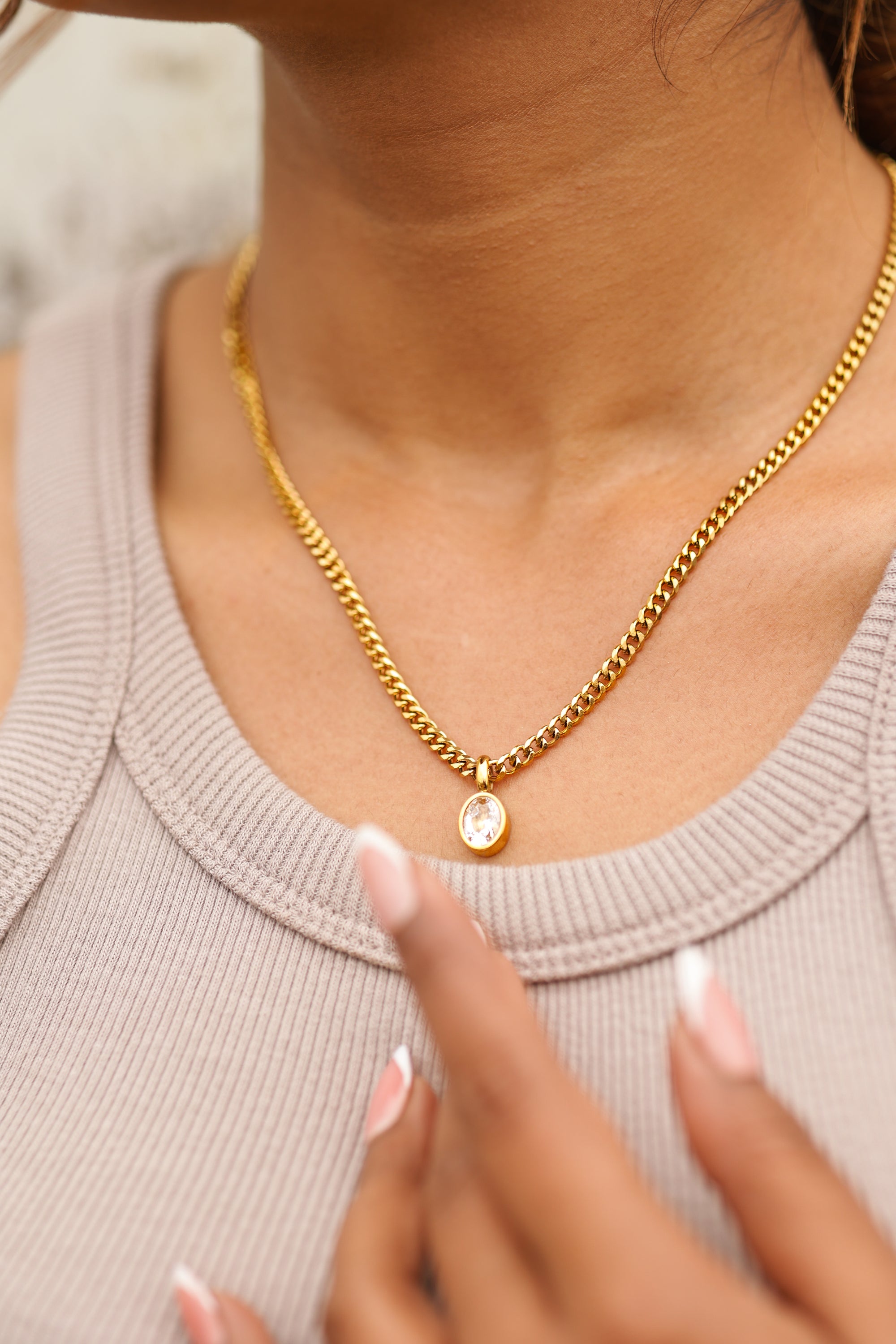 ROSA NECKLACE - LittleJuels