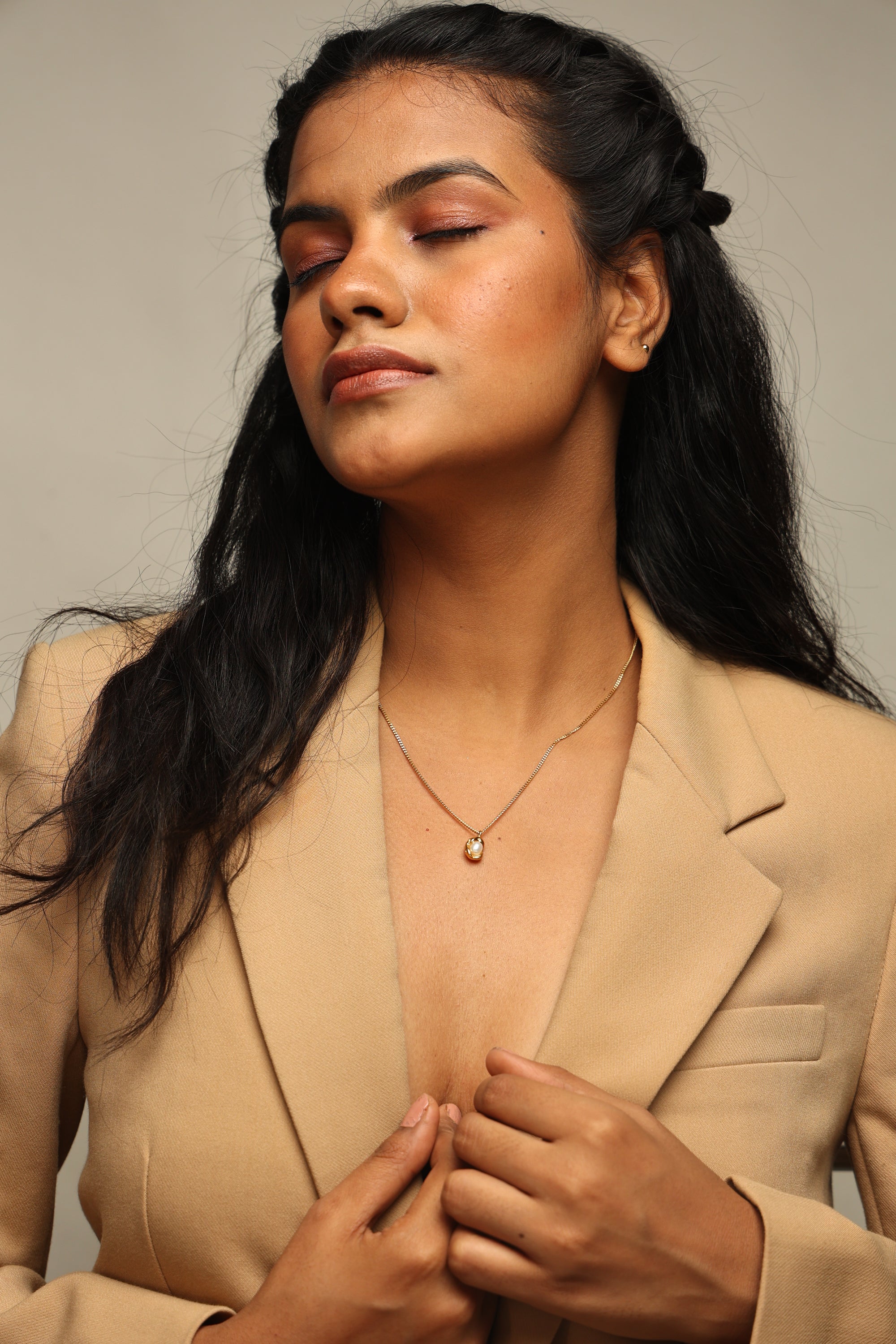 Scarlet Pearl Necklace - LittleJuels