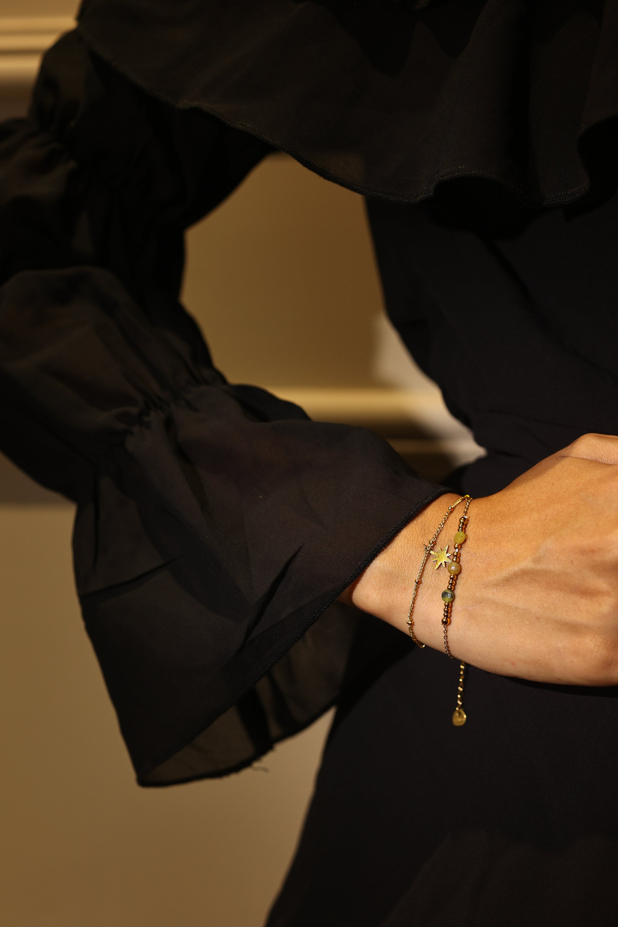 GOLD STAR DOUBLE LAYER BRACELET - LittleJuels