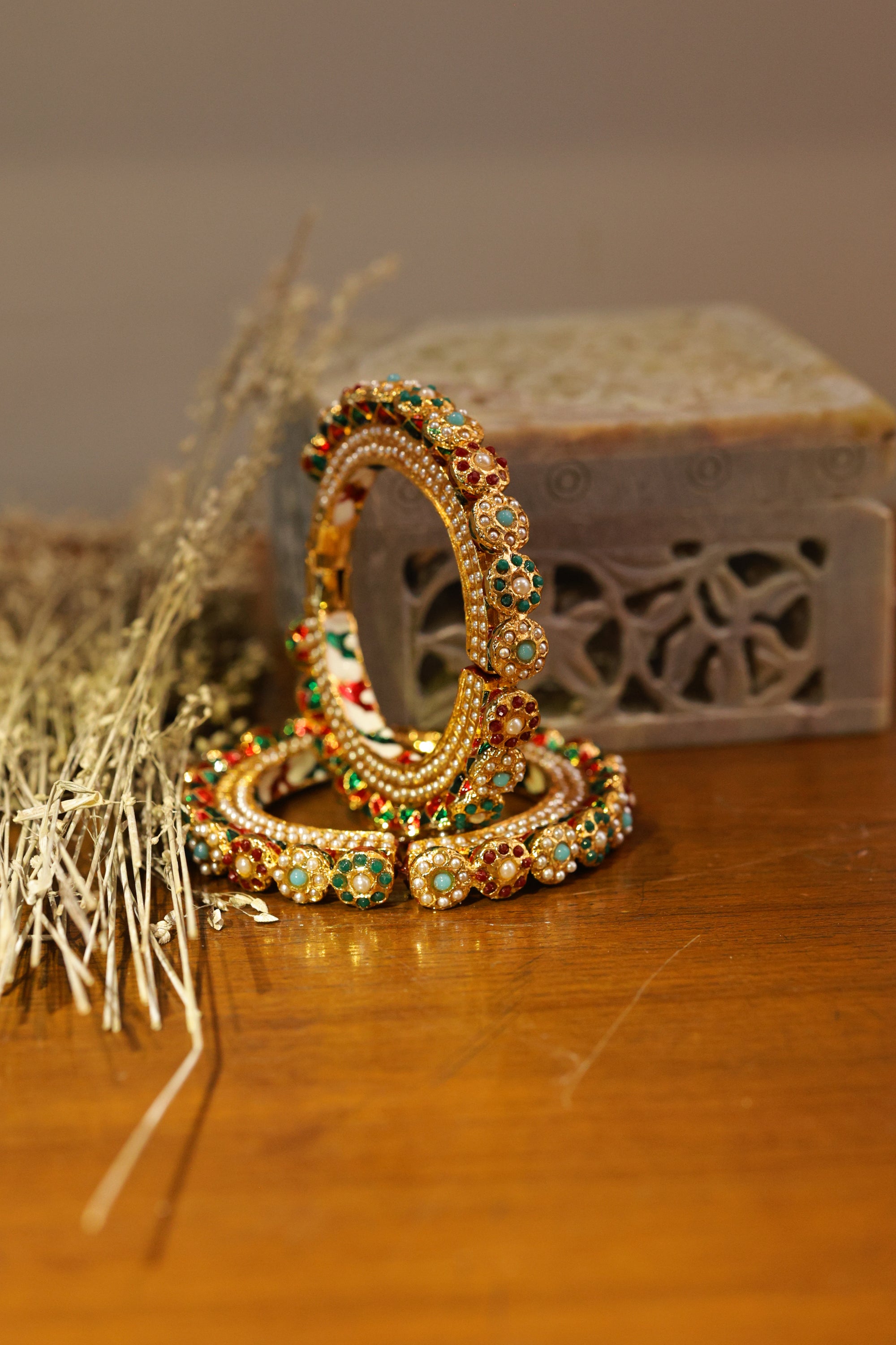 ARNA BANGLE - SINGLE KADHA - LittleJuels