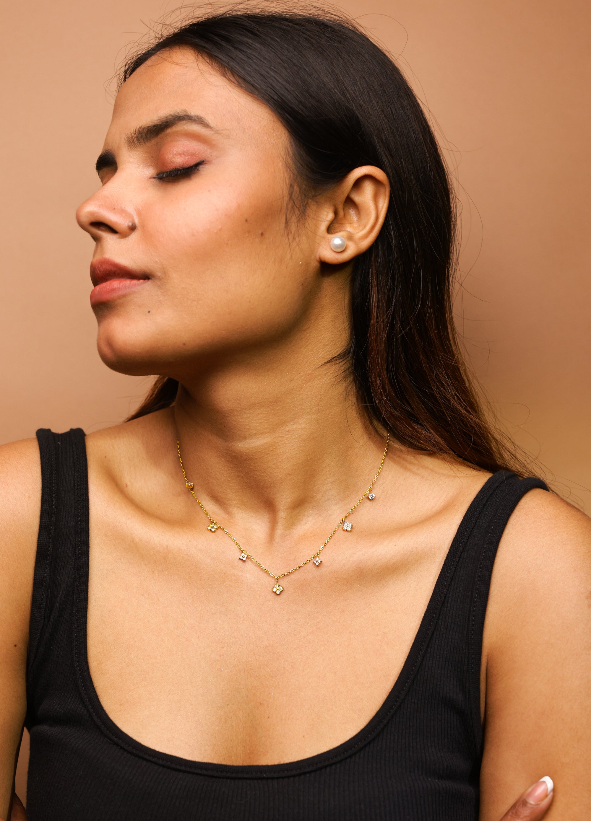 DELICATE DAISY NECKLACE - LittleJuels