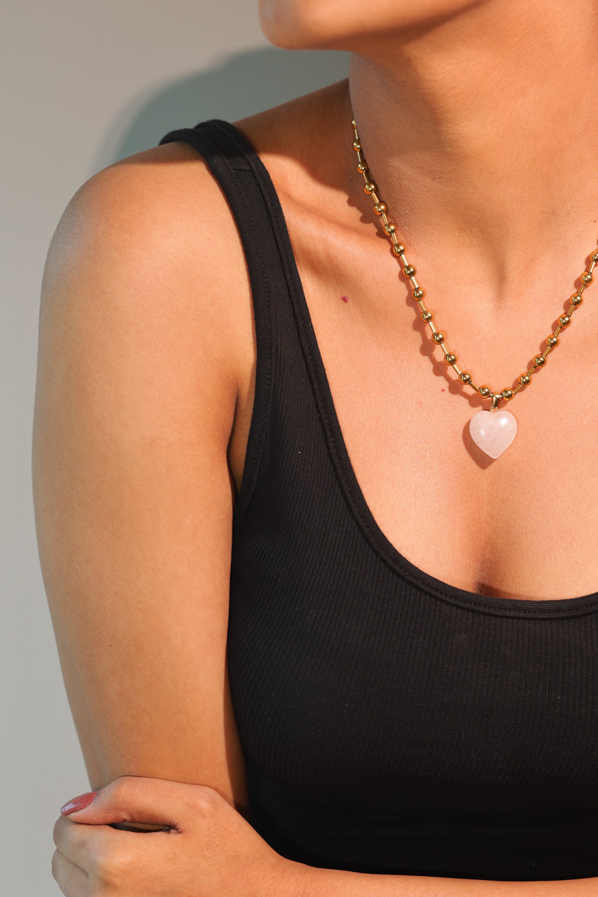 GLASS HEART STONE NECKLACE PINK - LittleJuels