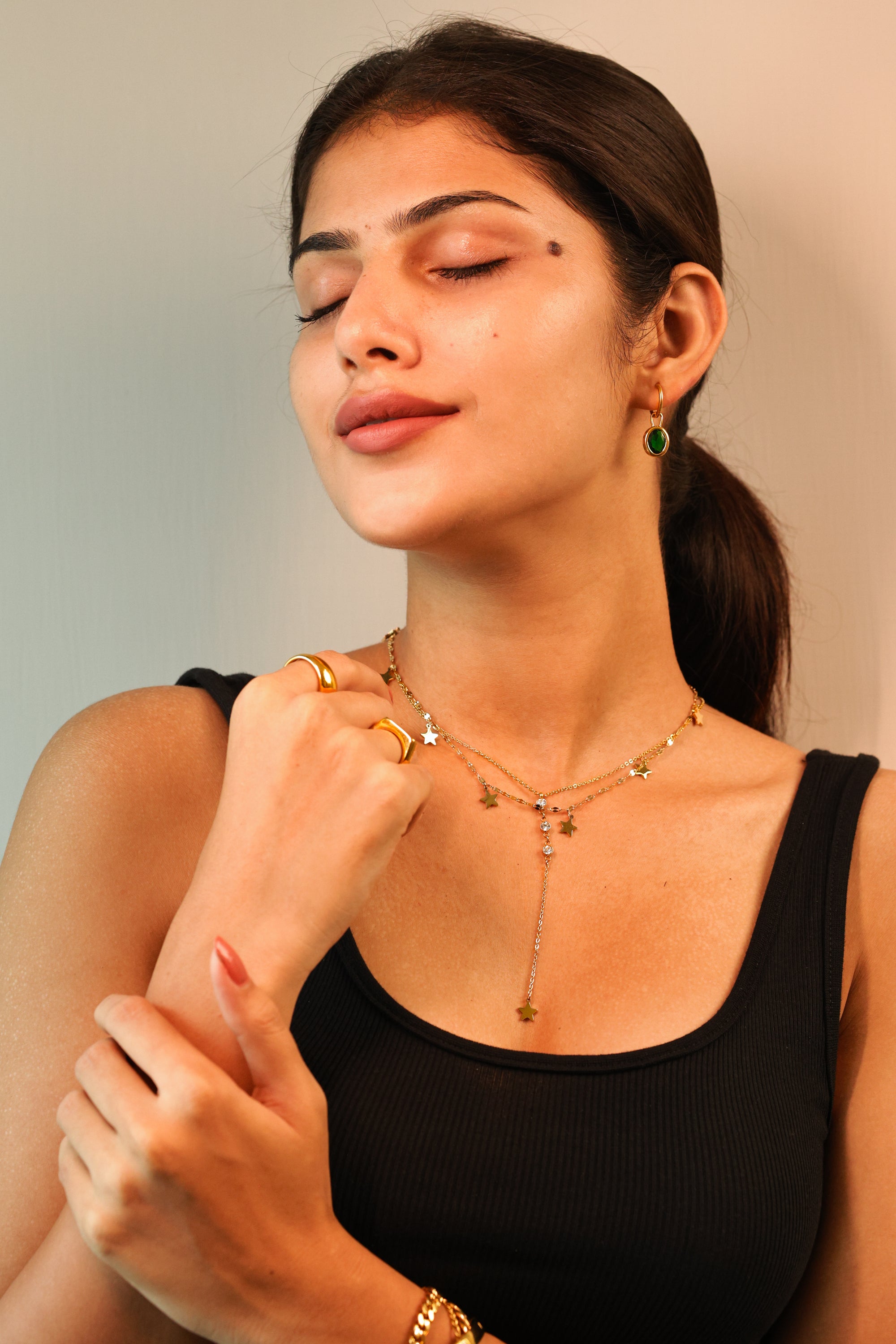 MABLE DOUBLE LAYER STAR NECKLACE - LittleJuels