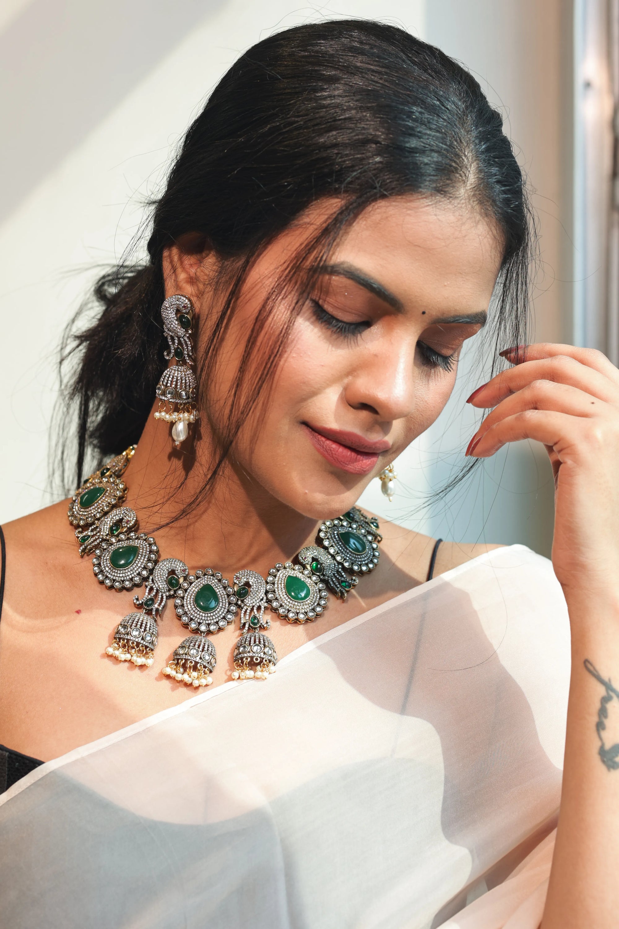 NISHKA NECKLACE SET - LittleJuels