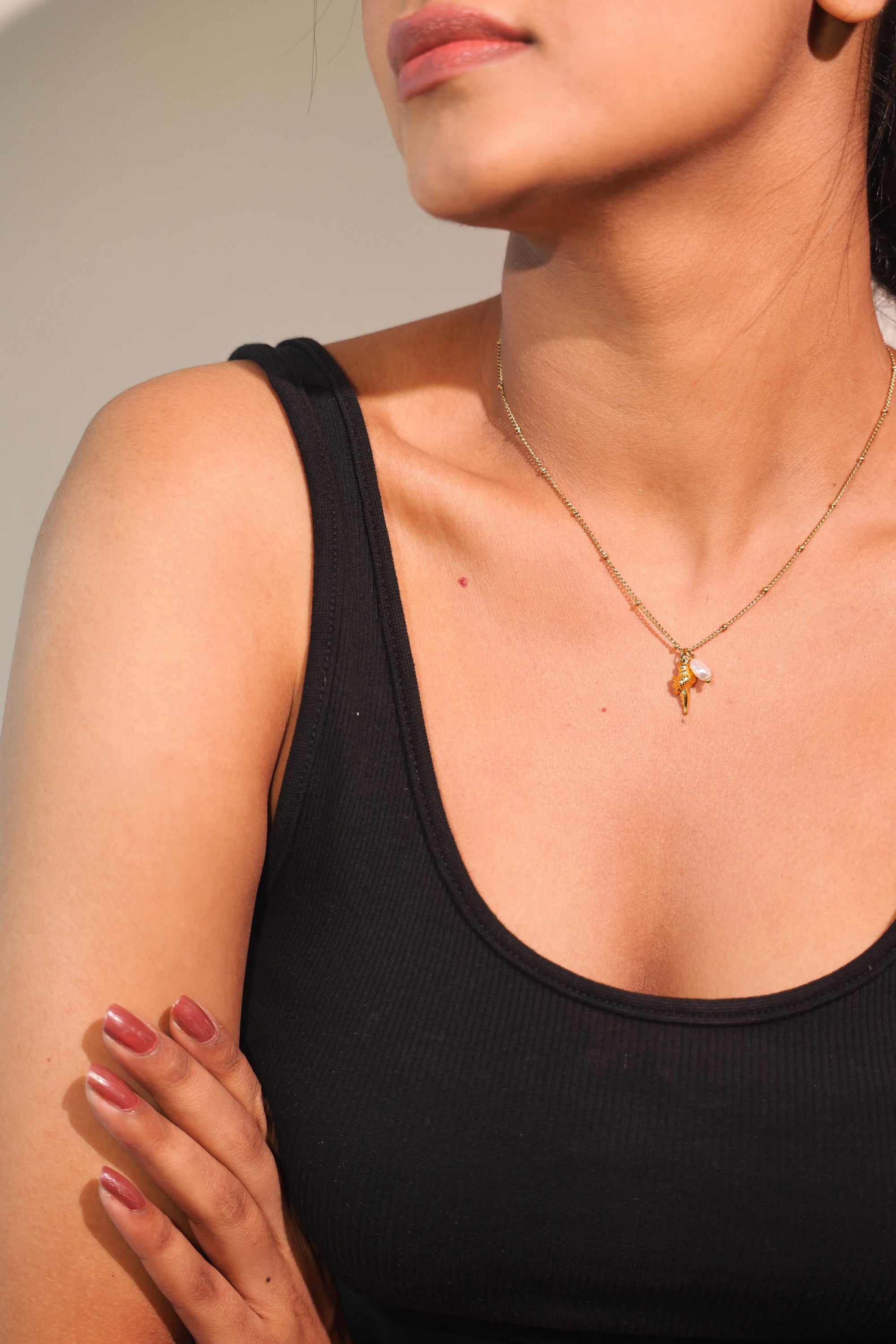 SHELL PEARL NECKLACE - LittleJuels