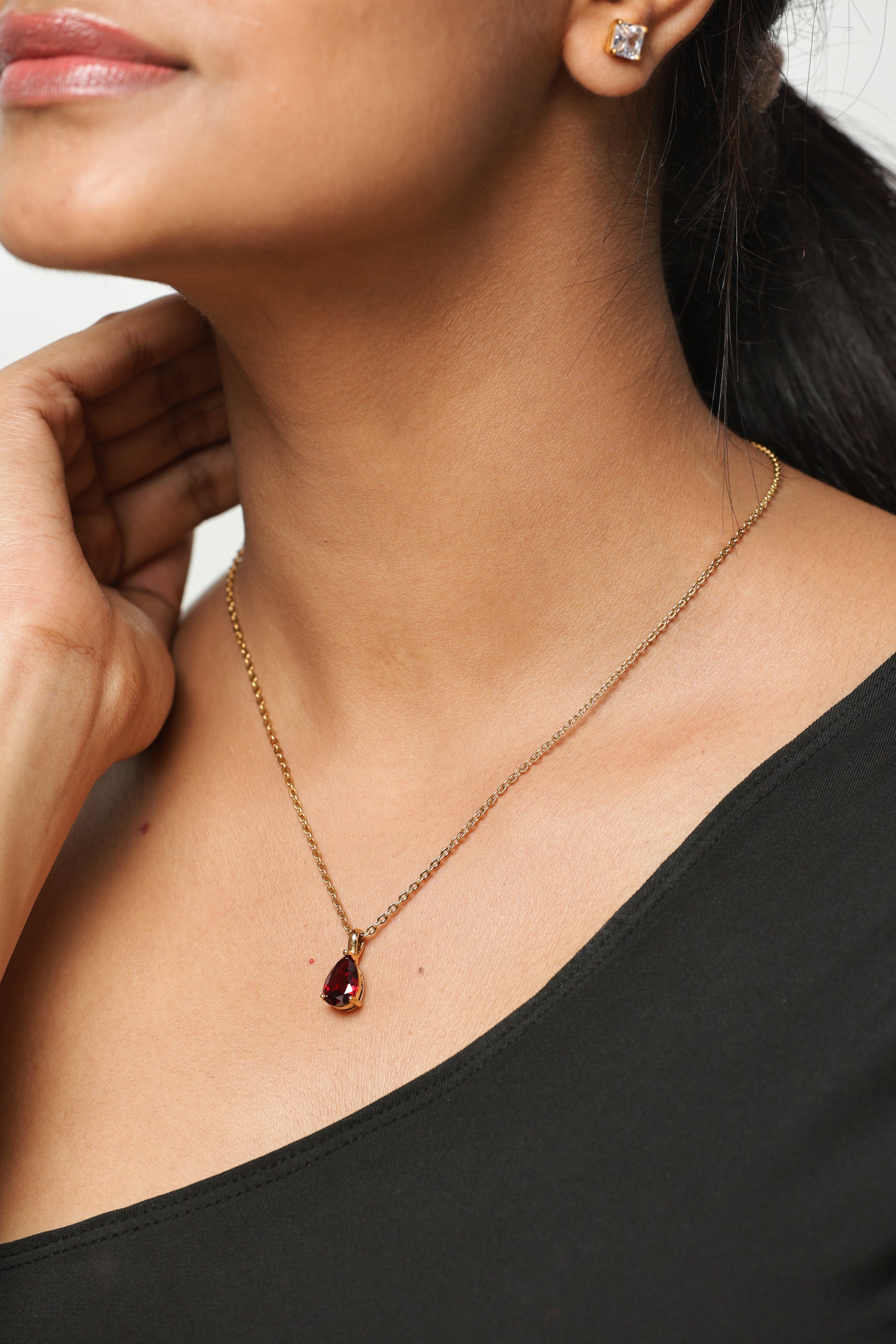 Esme Necklace - LittleJuels