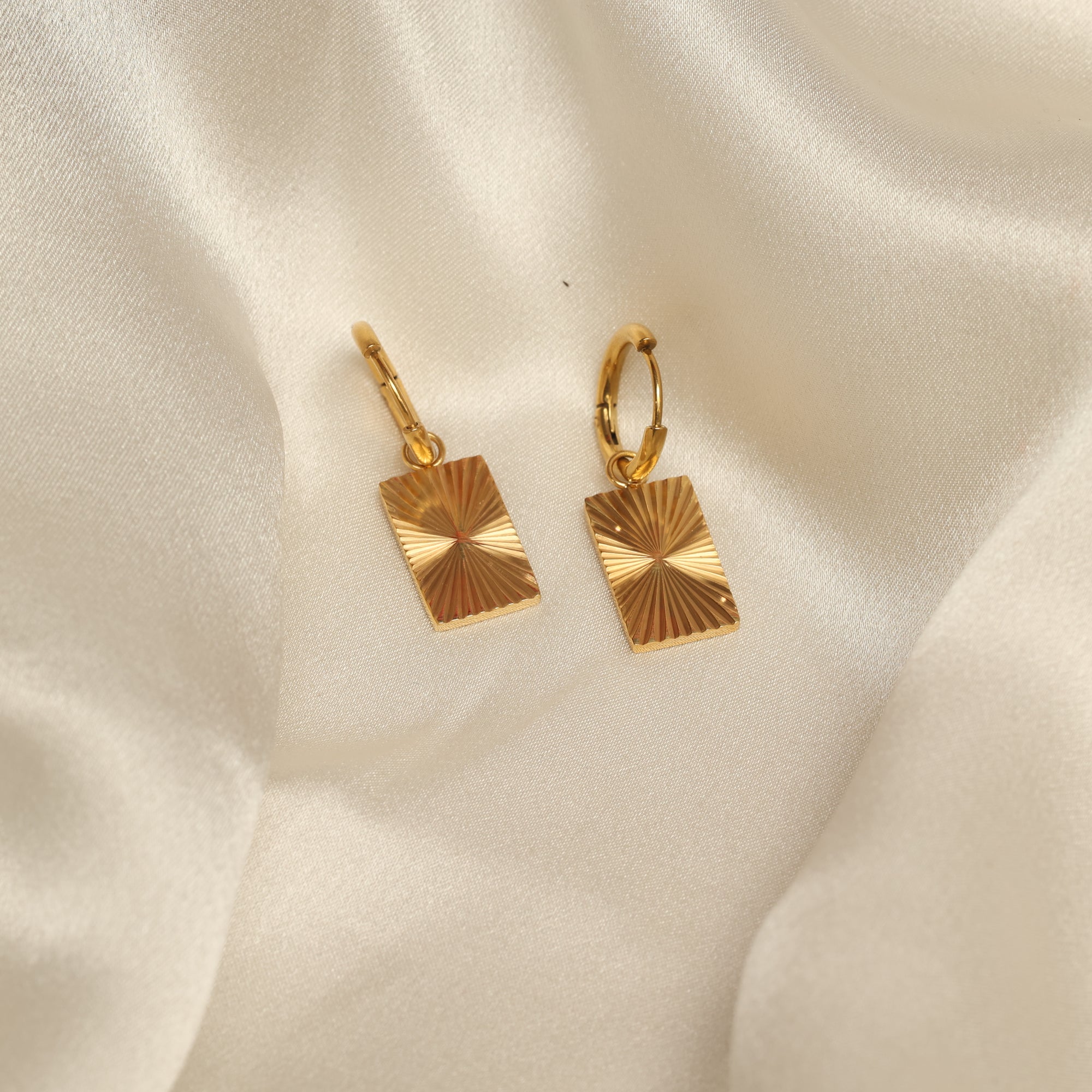 Sunburst earrings - LittleJuels