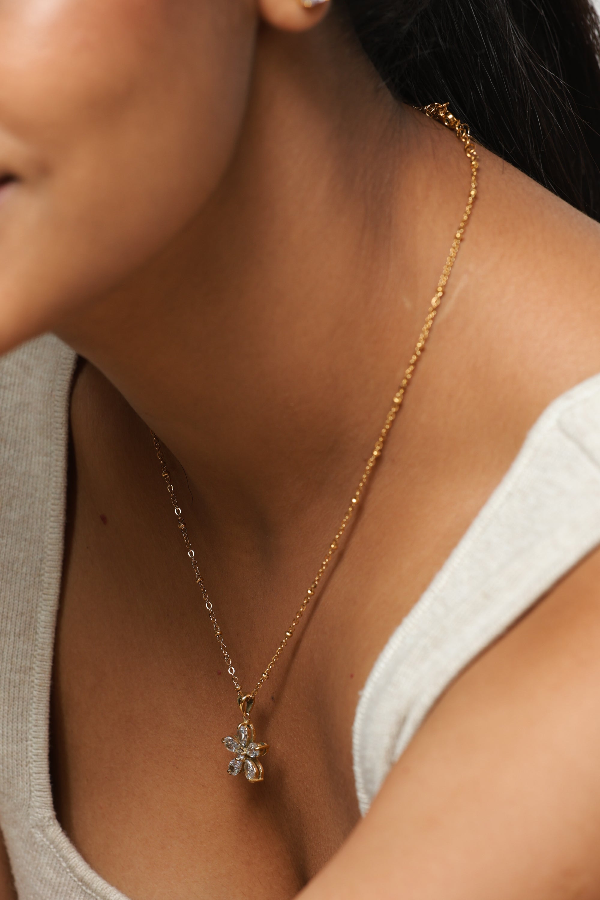 Lia Necklace - LittleJuels