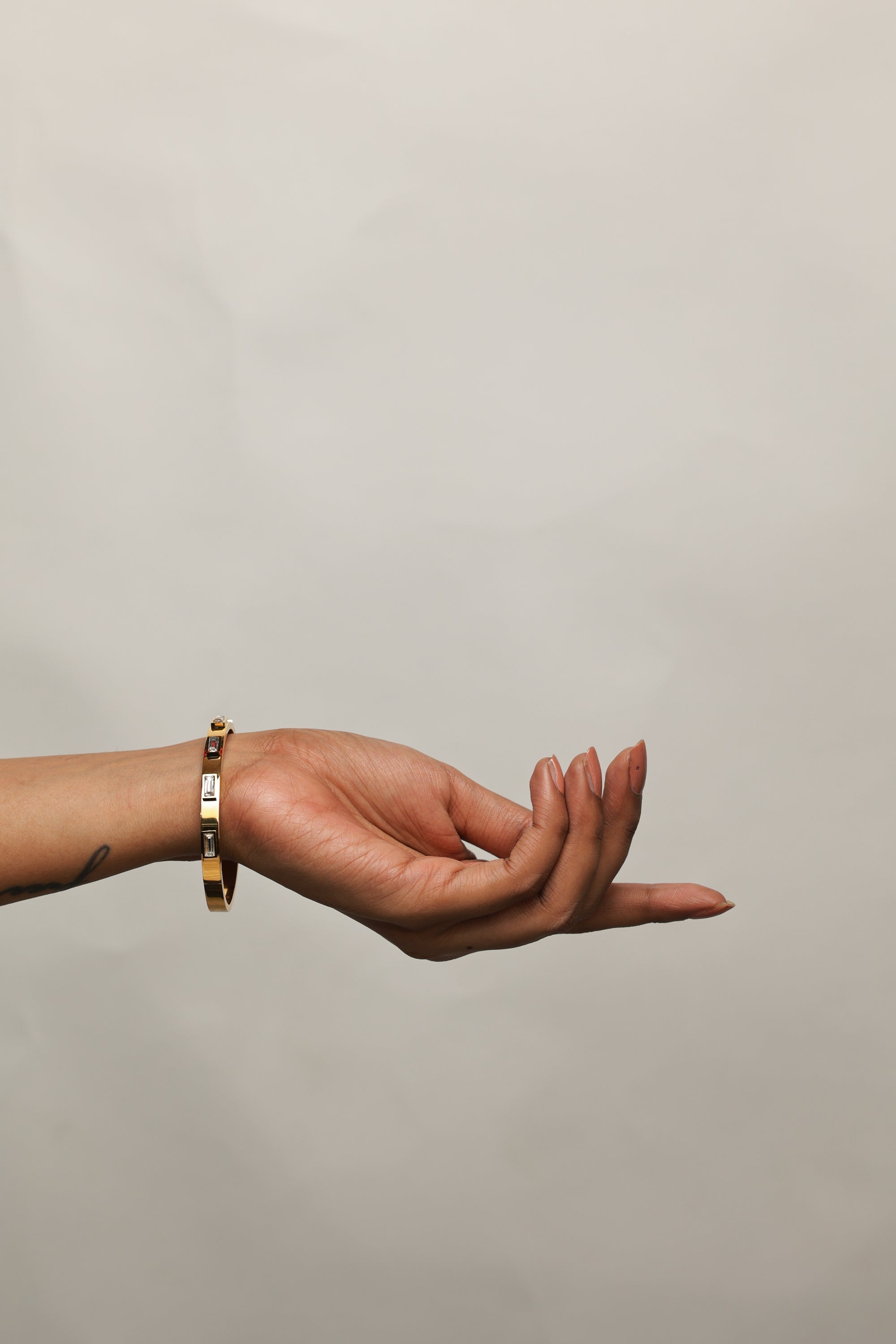 Isla Bangle - LittleJuels