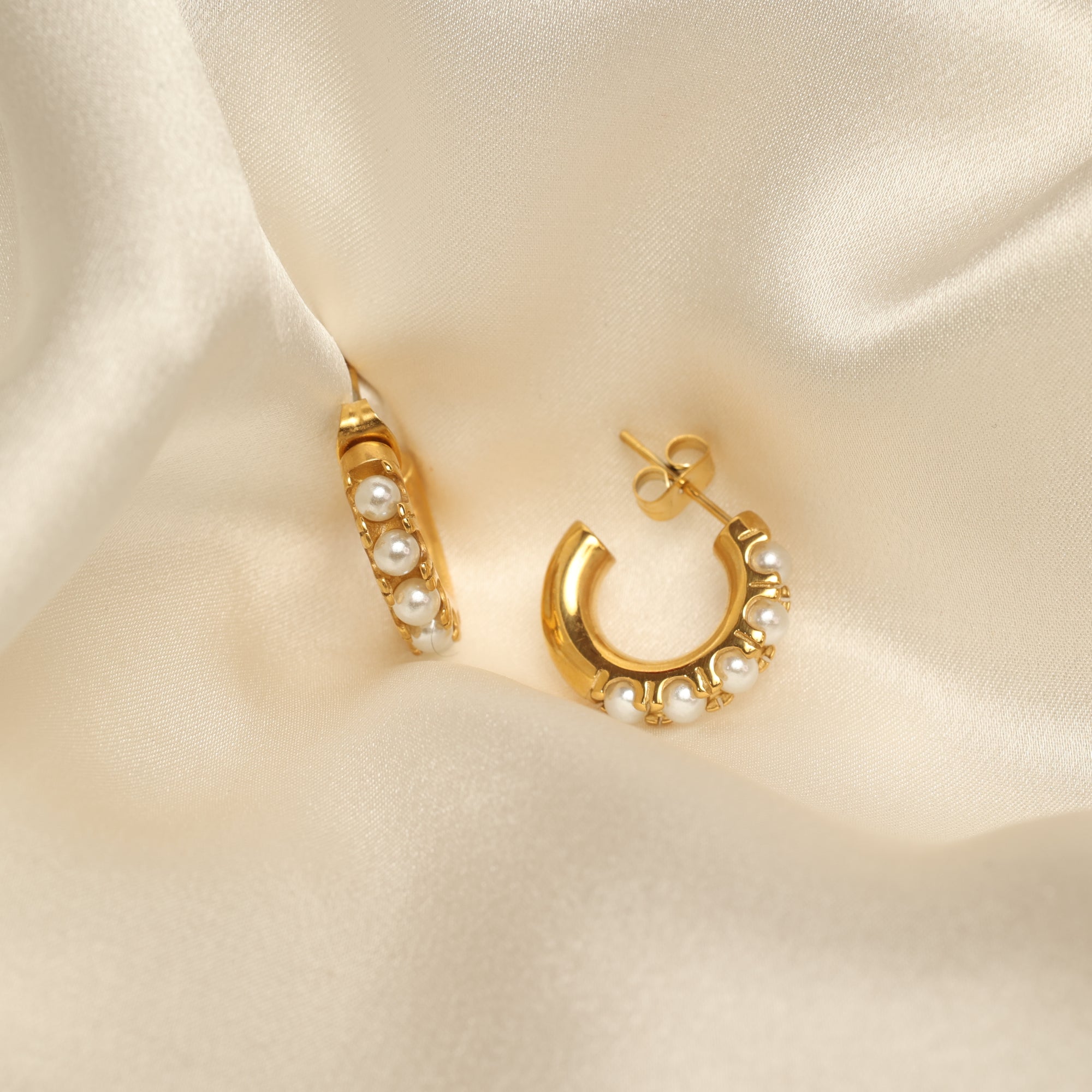 Chloe Pearl Huggies - LittleJuels