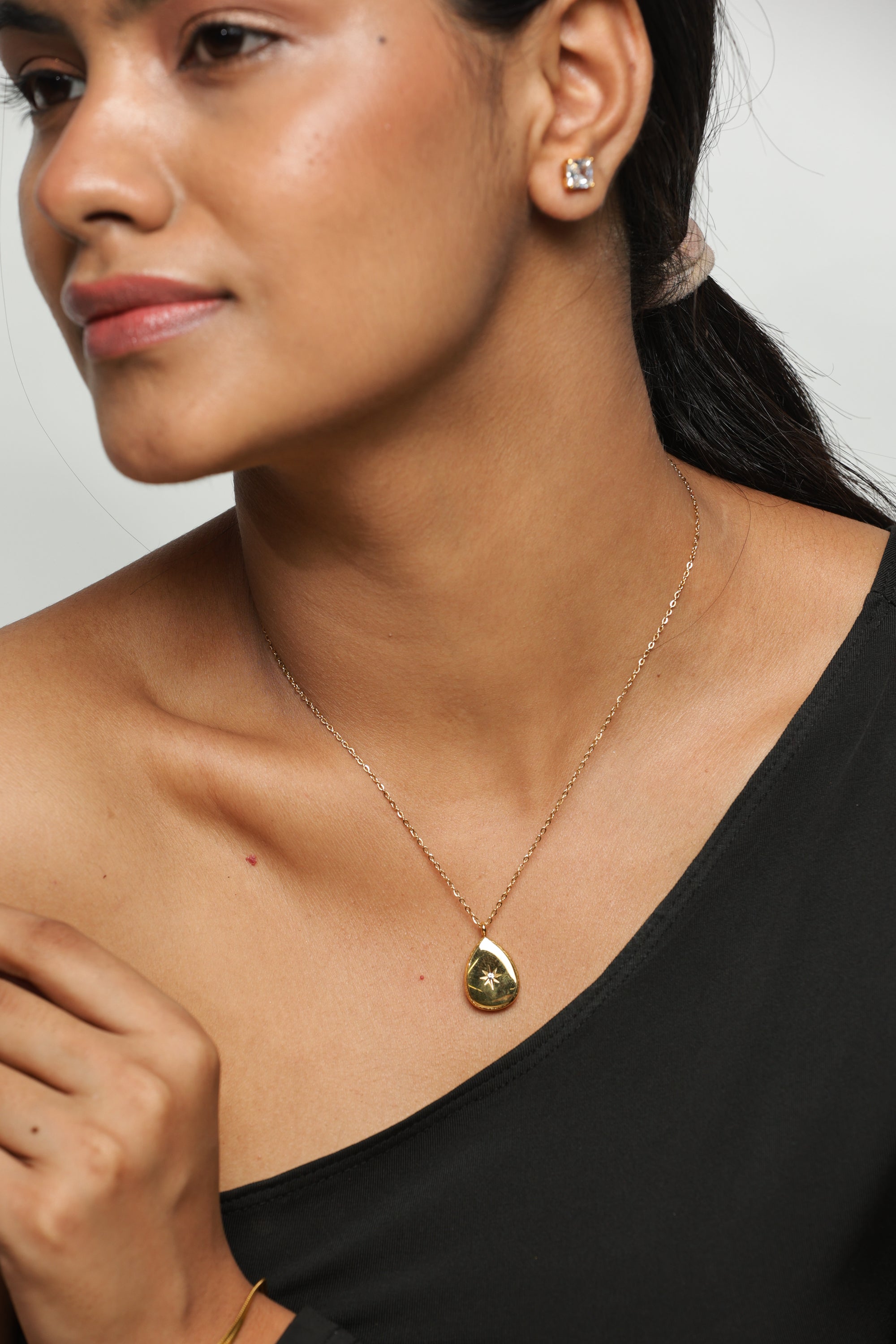 Grace Necklace - Teardrop - LittleJuels